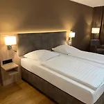 Mansfelder Hof 3*